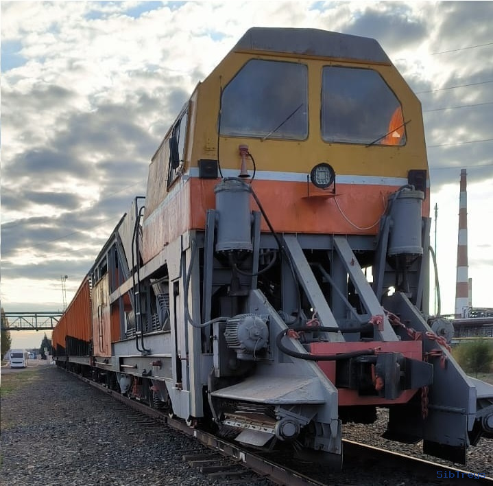 Снегоуборочная машина СМ-2Б